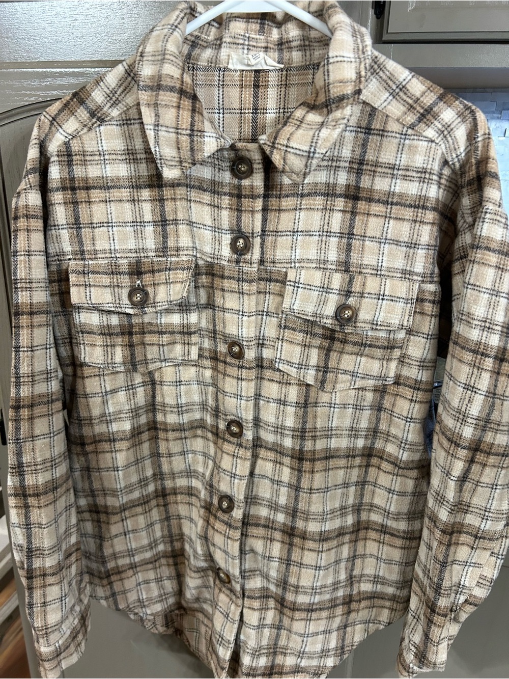 La Hearts Beige and Brown Plaid Button-Front Shirt Jacket